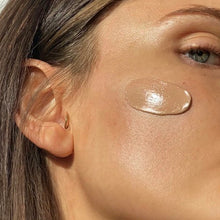 Load image into Gallery viewer, ReFence – Tinted Sunscreen SPF 30

